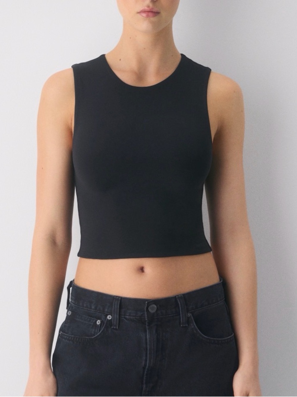 Black aritzia Tank Top XS (babaton)